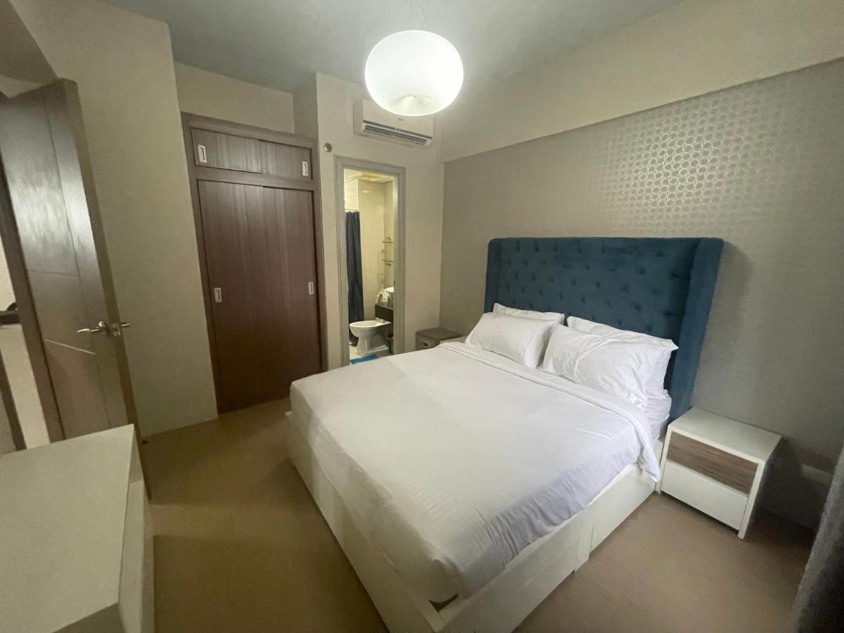 Apartment 4j North Wing - 150 Newport Boulevard, Near Terminal3 Airport Manila